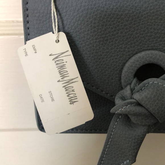 New with tag blue knot, small bag - Picture 3 of 4